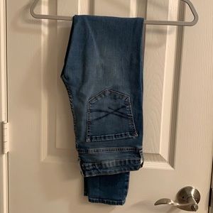 Aeropostale high waisted ripped jeans (4)